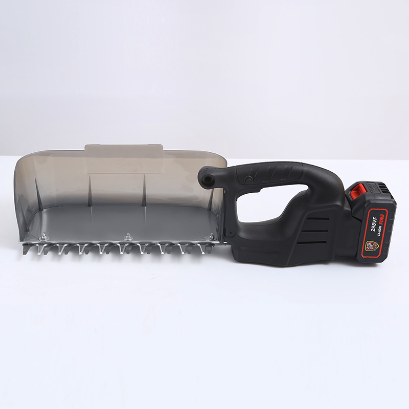 Outdoor portable single person small lithium battery tea picker
